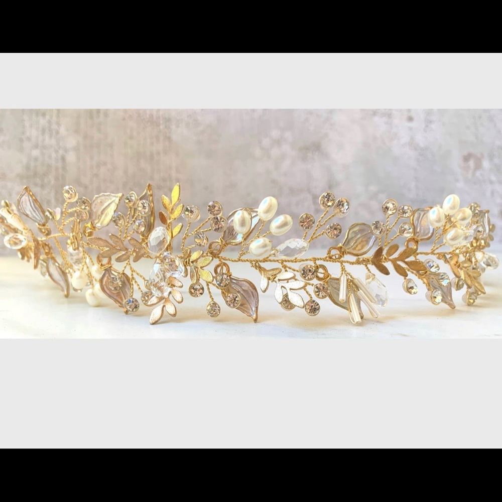 Silver Pearl Headpiece